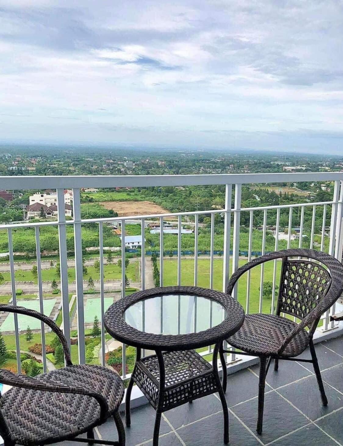 Jrt Suites Tagaytay Tagaytay City Екстериор снимка